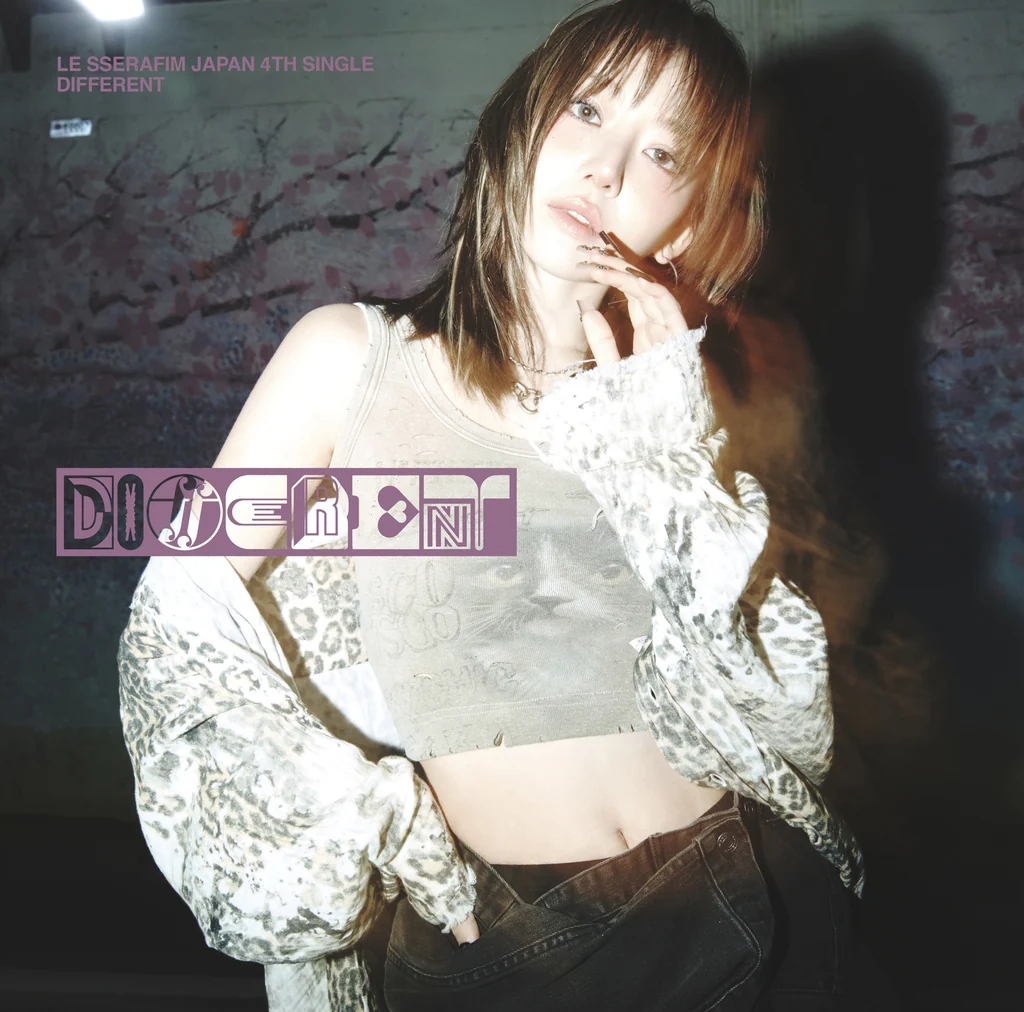 LE SSERAFIM - JAPAN 4th Single DIFFERENT [Solo Jacket Limited Edition] - Image 3