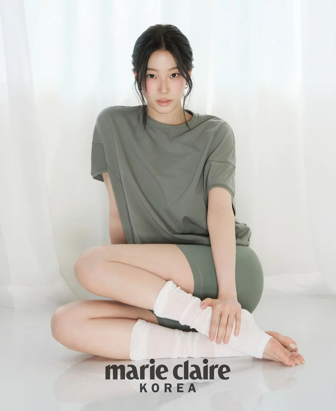 Marie Claire Korea Magazine June 2026 Kim Ji Won - Image 7