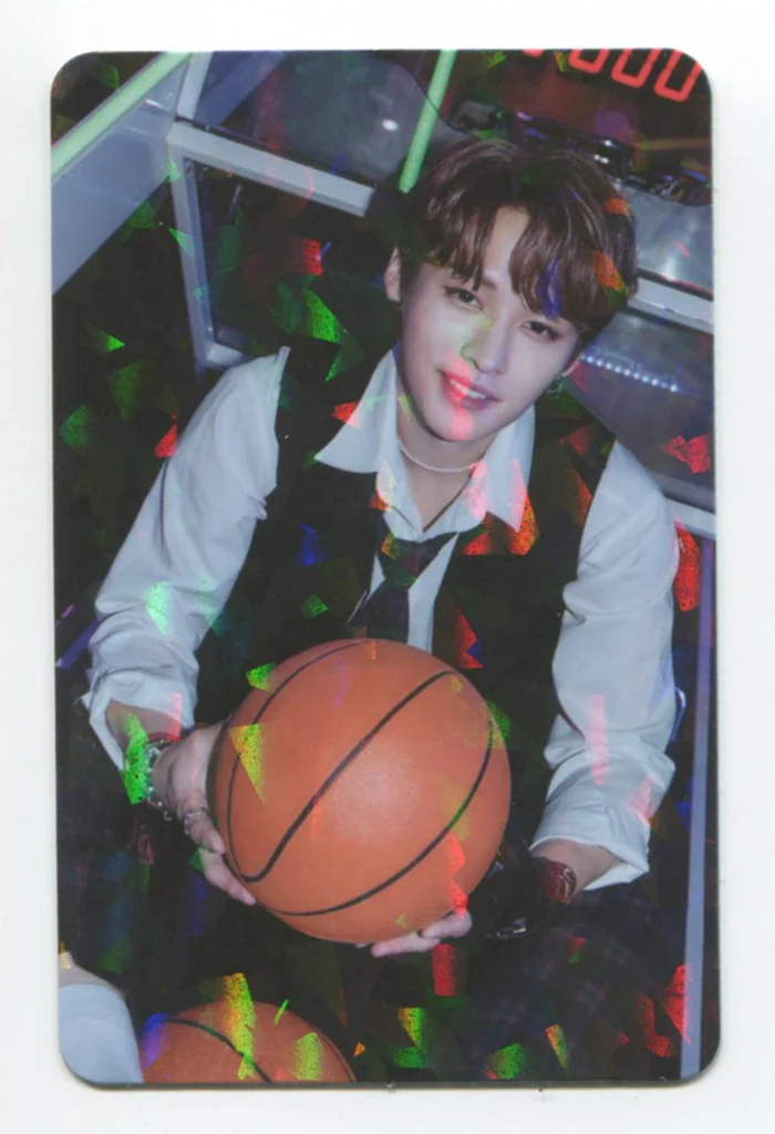 STRAY KIDS - Holiday Special Single [CHRISTMAS EVEL] Glitter POB OFFICIAL PHOTOCARD - Image 13
