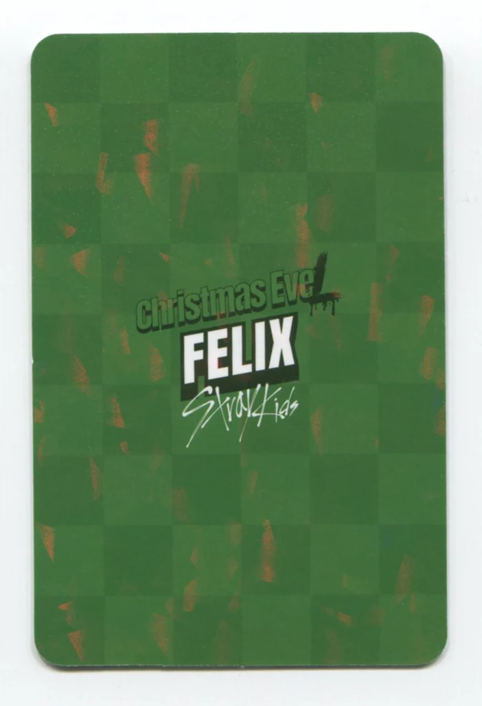 STRAY KIDS - Holiday Special Single [CHRISTMAS EVEL] Glitter POB OFFICIAL PHOTOCARD - Image 2